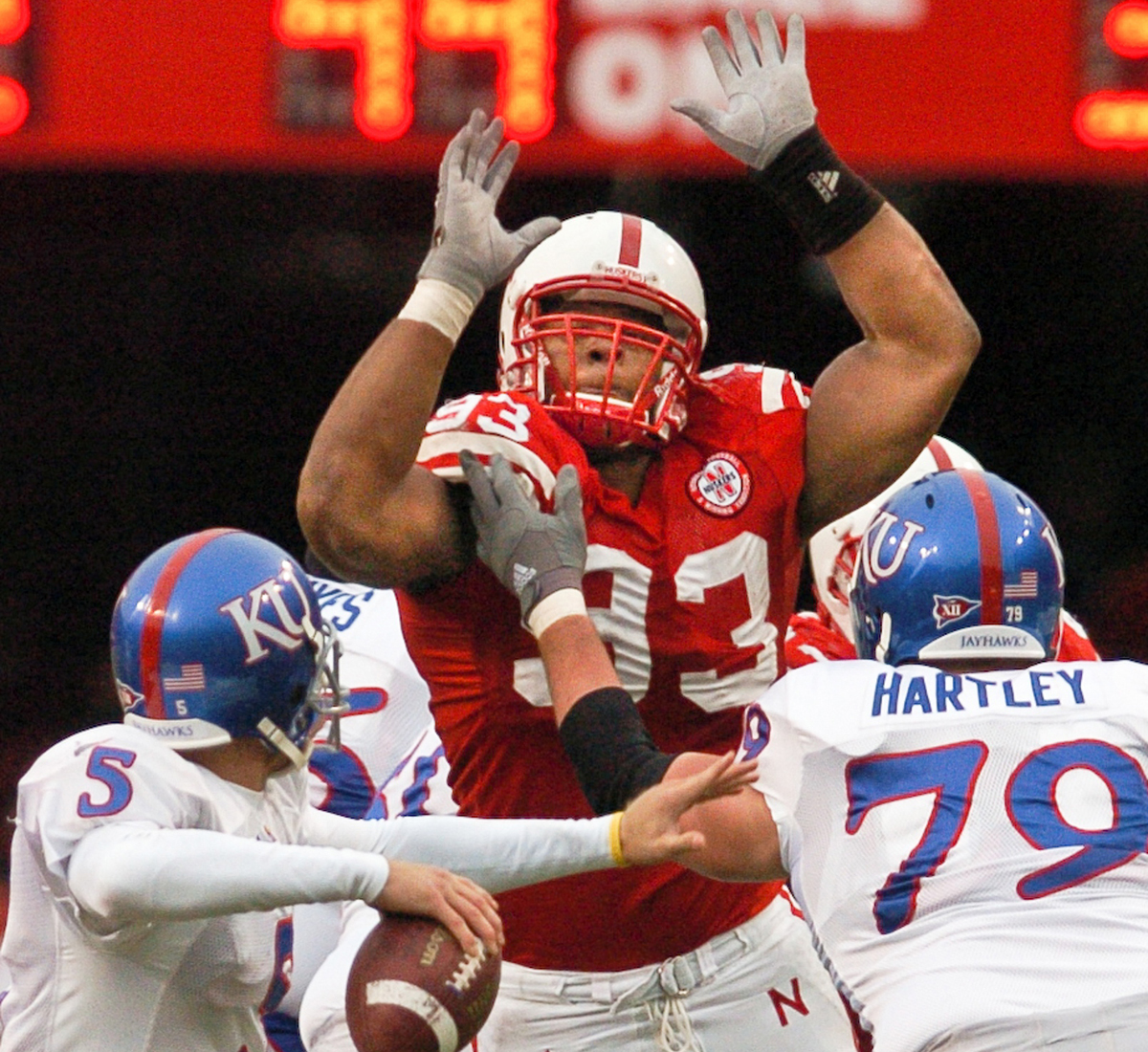 huskers suh