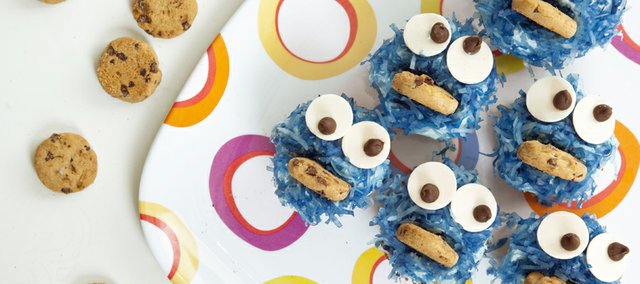 Cookie Monster Cupcakes made by Nikki Overfelt