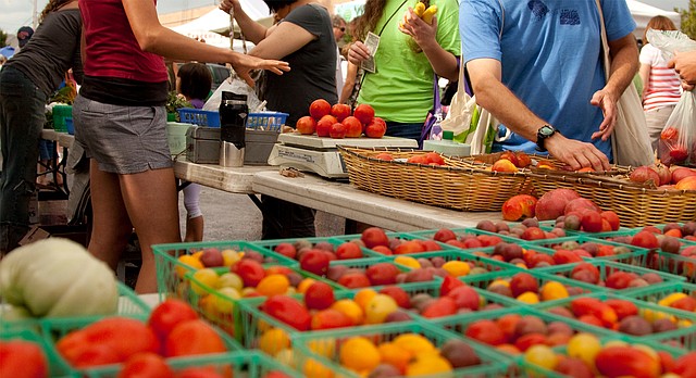 Lawrence Farmers' Market: Best Fresh Produce, Best of Lawrence 2016