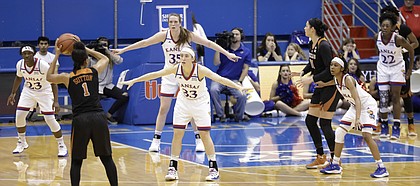 The Kansas defense sets up a zone late in the first-half in a Jayhawks game against Texas Wednesday, Jan. 31, 2018 at Allen Fieldhouse.