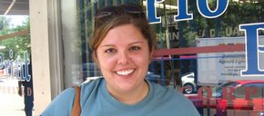 Photo of Lindsey Stewart