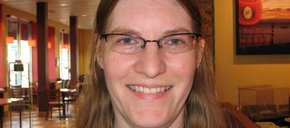 Photo of Kelly Mills