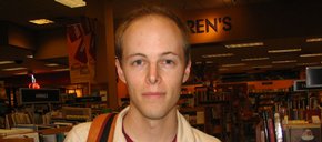Photo of Andrew Thomas