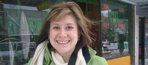 Photo of Amanda Lovett