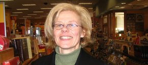 Photo of Marcy Bray