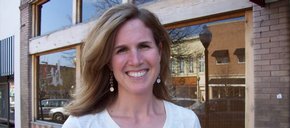 Photo of Michelle Weaver