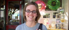 Photo of Holly Davidson