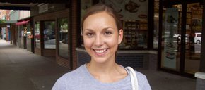 Photo of Laura Sutton