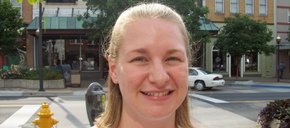 Photo of Kim Cooper