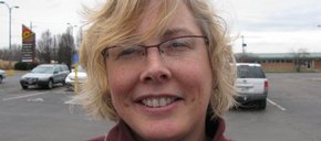 Photo of Jennifer Hueston