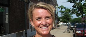 Photo of Lisa Flanders