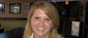 Photo of Lora Schneider