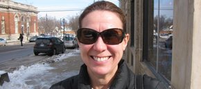 Photo of Lisa Gard