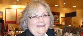 Photo of Lynn Manning