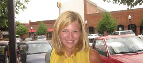Photo of Lauren Edwards