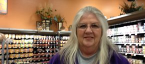 Photo of Elaine Bell