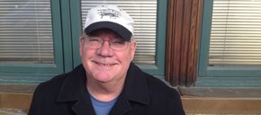 Photo of Paul Holmes