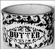 This old spongeware butter crock was decorated with the popular
cobalt blue color. It is 3 3/4 inches by 6 inches and worth $150.