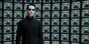 Keanu Reeves stars as a reluctant messiah who tries to purge
machines from ruling the Earth in "The Matrix Reloaded," the first
sequel to the popular sci-fi/action/kung-fu/thriller.