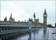 Jim, played by Cillian Murphy, survives a virus that wipes out most
of the Earth&squot;s population in "28 Days Later." As if the film&squot;s
ending weren&squot;t bleak enough, director Danny Boyle has added a
darker alternate ending after the closing credits. The film already
has grossed about $35 million in just a month.