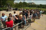 A long line stretched in front of Allen Fieldhouse before the doors
opened.<br>
<a href="http://etc.lawrence.com/galleries/clinton/2755_lores.html"
target="_new" onclick=
"window.open(&squot;http://etc.lawrence.com/galleries/clinton/2755_lores.html&squot;,&squot;Photo&squot;,&squot;height=450,width=450,screenX=10,screenY=10,&squot; + &squot;scrollbars,resizable&squot;); return false;">
<img src="http://www.ljworld.com/art/icons/icon_photo.gif" border=
"0" alt="photo"> Photo gallery: Clinton delivers Dole
Lecture</a><br>