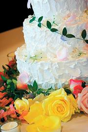Wedding day fun is just the icing on the cake, especially when you get an early start on all of your event planning. Particularly for those who want a summer wedding, the sooner you start making reservations and arrangements, the better.