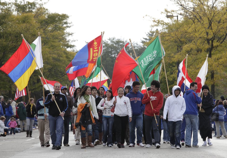 KU parade