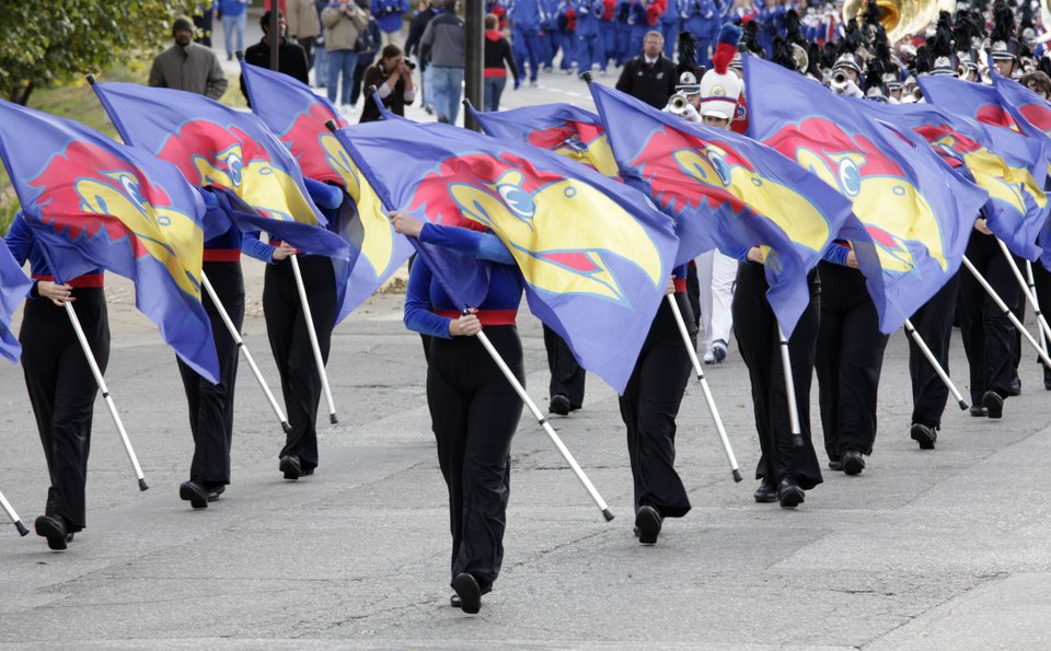 KU parade
