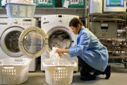 The price of many washers has dropped by as much as 33 percent compared with a year ago, according to Consumer Reports.