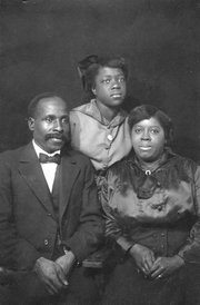 Nelson Gipson donated $800,000 to Kansas University to establish scholarships named for his grandparents, Samuel and Rosa Gipson, and his mother, Lelia Ima Gipson, with whom Gipson lived until she died.