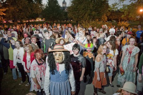 Zombies Crowd
