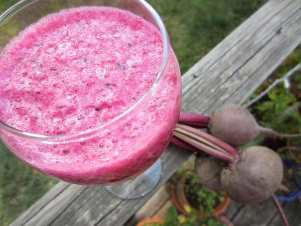 The prettiest smoothie ever, if I do say so myself.