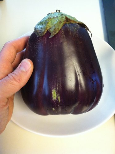 Such a pretty eggplant.