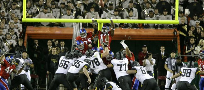 A field goal by Missouri kicker Grant Ressel clears the Jayhawks' defense to win the game for the Tigers, 41-39, as time expires, Saturday, Nov. 28, 2009 at Arrowhead Stadium.