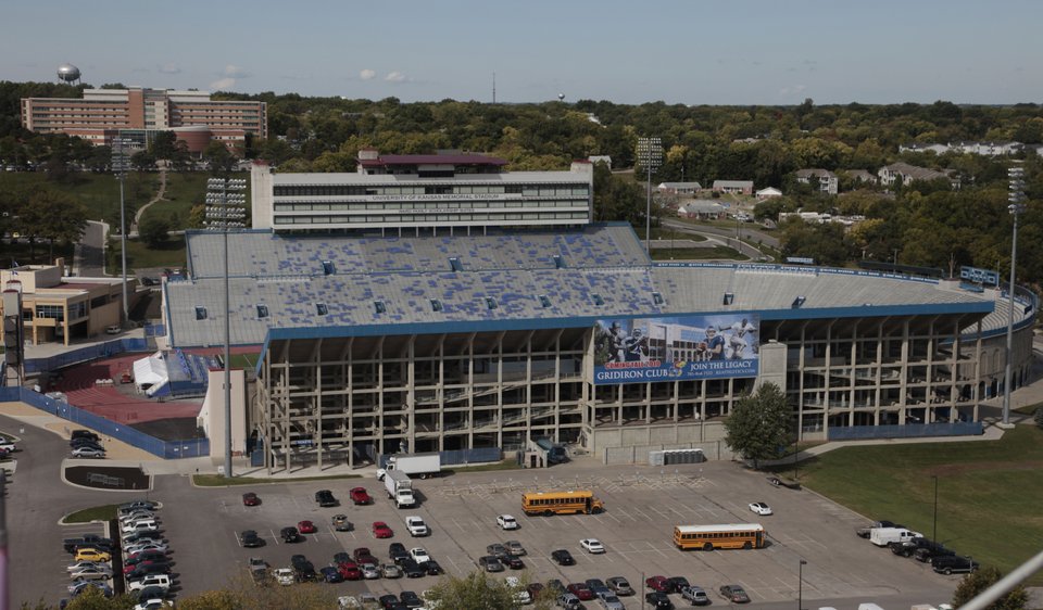 KU Gridiron Club at Memorial Stadium | KUsports.com