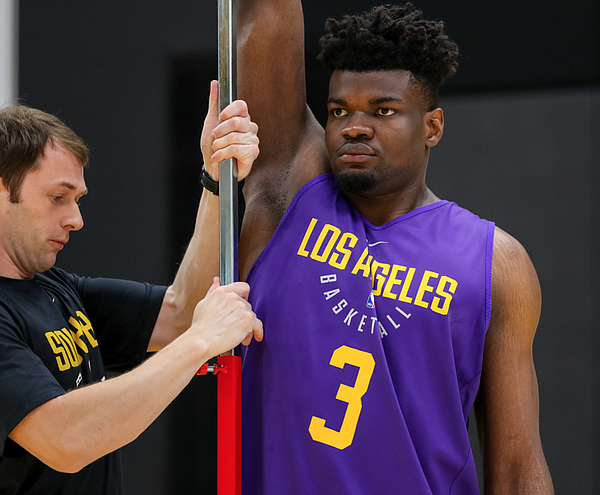 Udoka Azubuike being measured at the Lakers' facility in El Segundo, Calif. (Photo by Ty Nowell, Los Angeles Lakers/nba.com) 